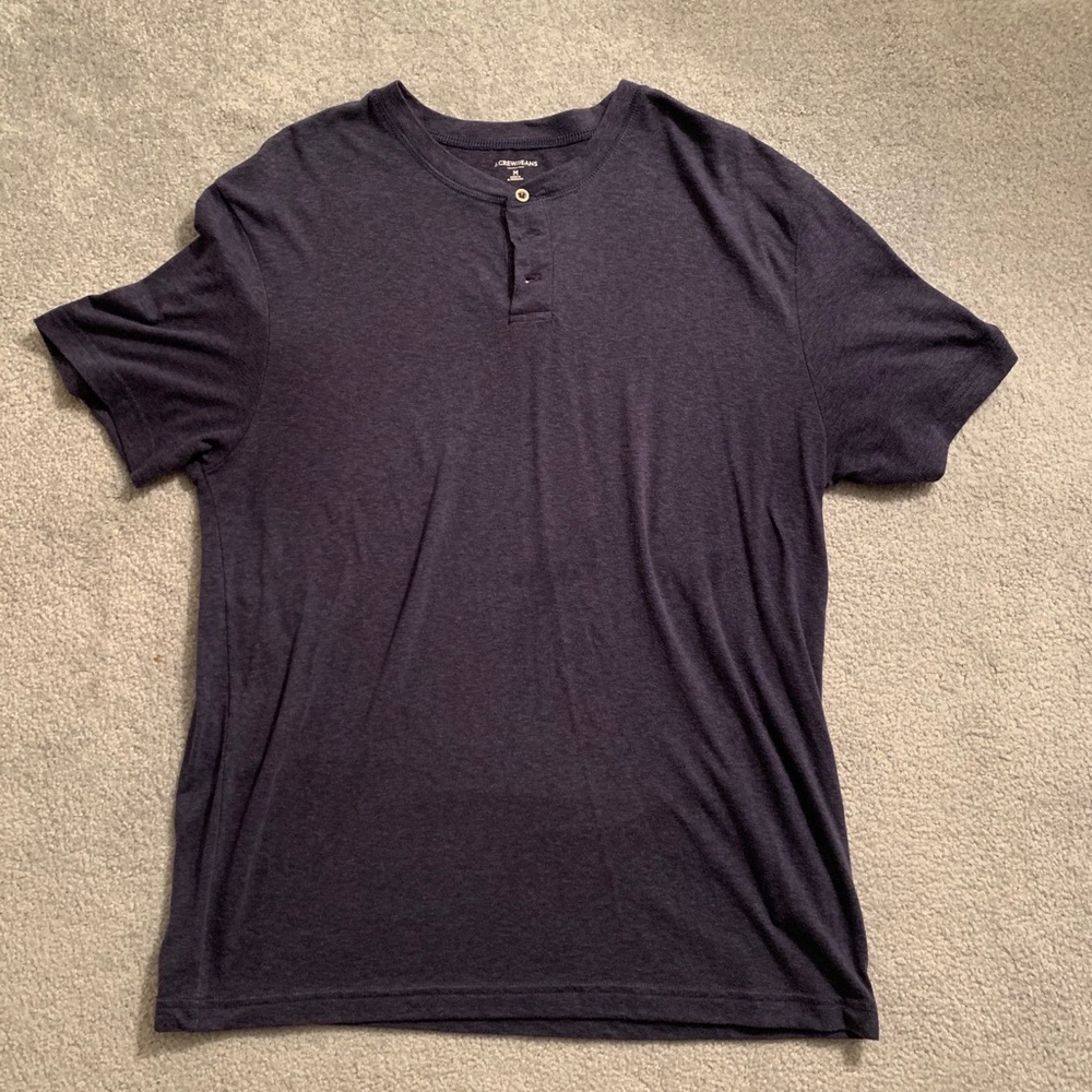 Men’s JCrew Henley tee
